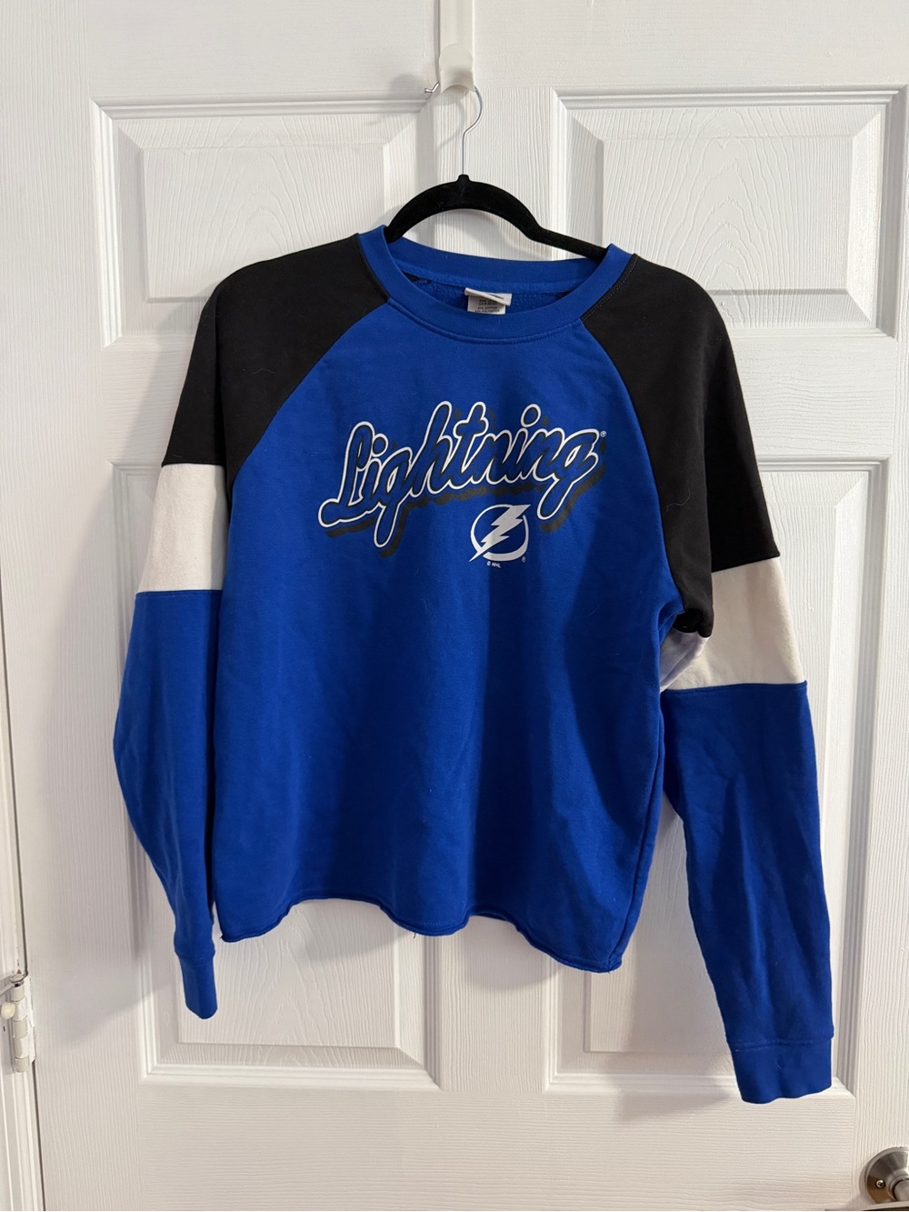 Tampa Bay Lightning NHL Youth Colorblock Crewneck Sweatshirt Blue
